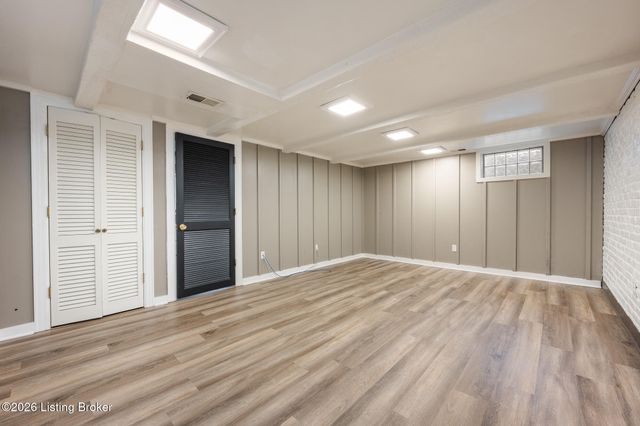 3811 Old Brownsboro Hills Rd, Louisville, KY 40241