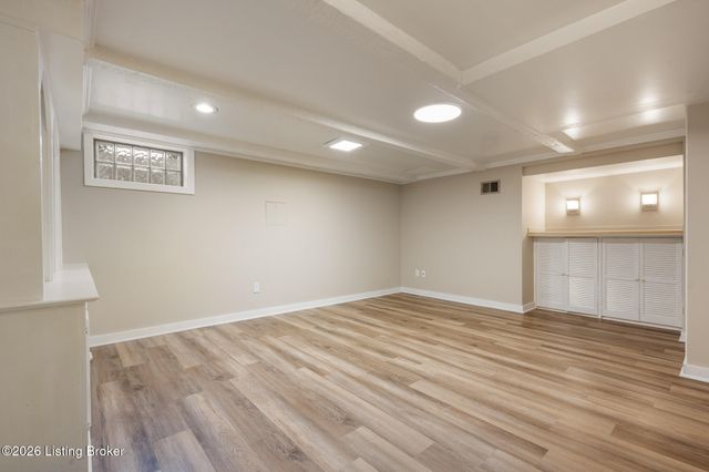 3811 Old Brownsboro Hills Rd, Louisville, KY 40241