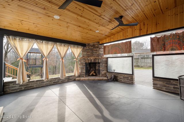 3811 Old Brownsboro Hills Rd, Louisville, KY 40241