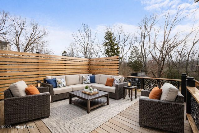 3811 Old Brownsboro Hills Rd, Louisville, KY 40241