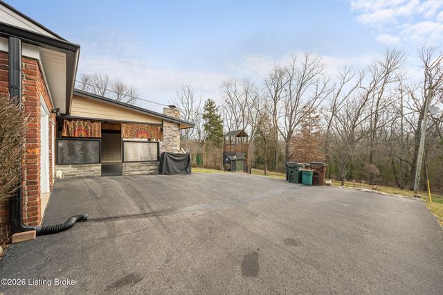 3811 Old Brownsboro Hills Rd, Louisville, KY 40241