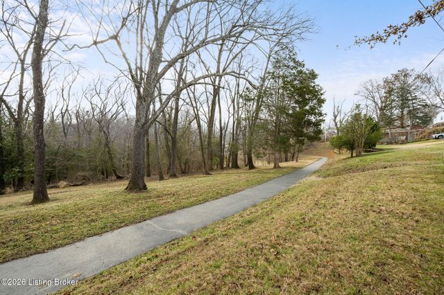 3811 Old Brownsboro Hills Rd, Louisville, KY 40241