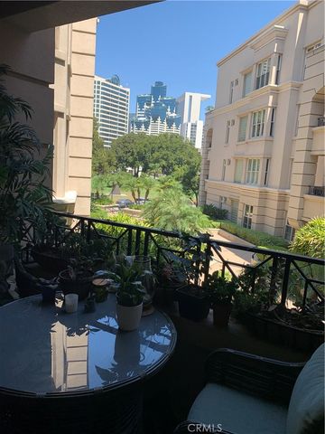 655 206 India Street 206, San Diego, CA 92101