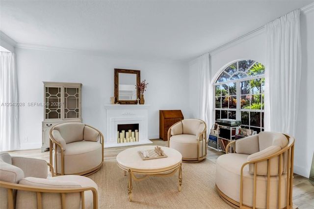 10777 Charleston Place, Cooper City, FL 33026