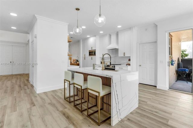 10777 Charleston Place, Cooper City, FL 33026