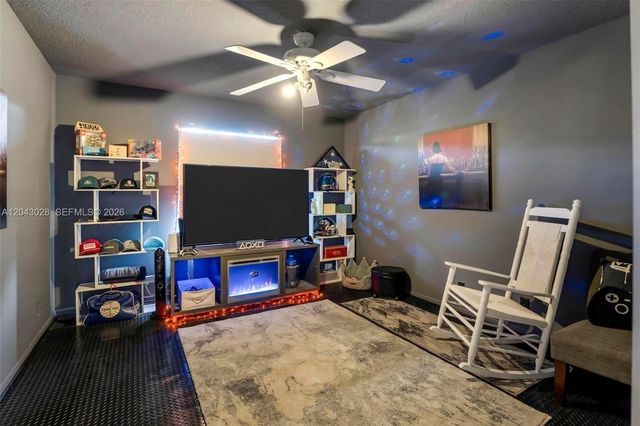 10777 Charleston Place, Cooper City, FL 33026