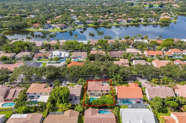 10777 Charleston Place, Cooper City, FL 33026