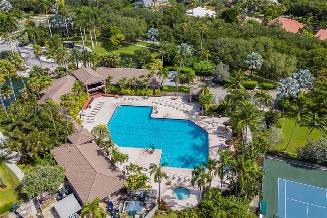 10777 Charleston Place, Cooper City, FL 33026