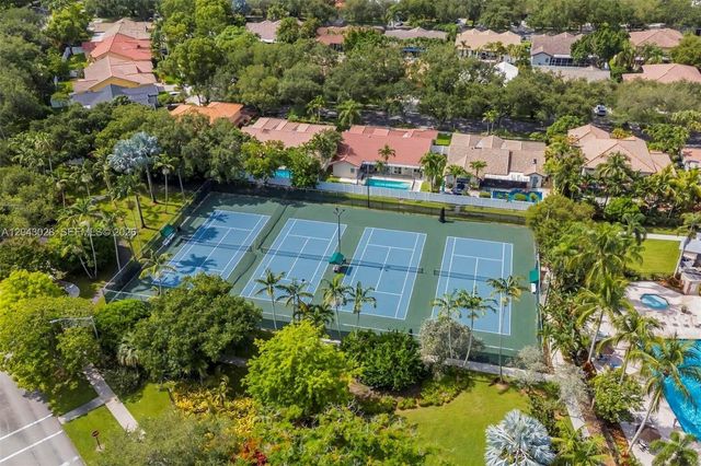 10777 Charleston Place, Cooper City, FL 33026