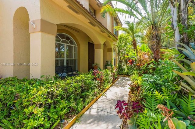 10777 Charleston Place, Cooper City, FL 33026