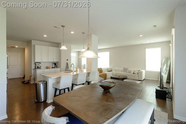 305 Angus Lane, Saline, MI 48176