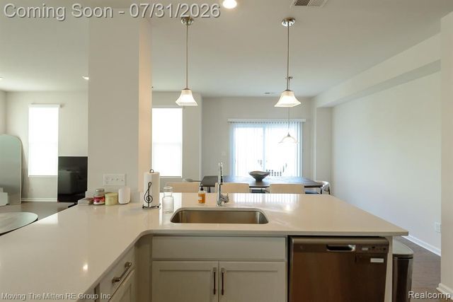 305 Angus Lane, Saline, MI 48176