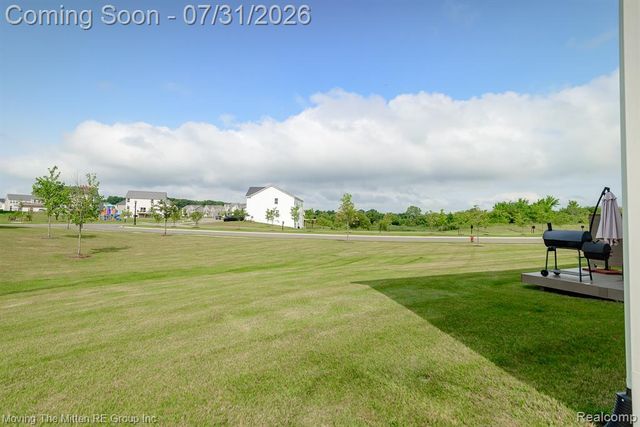 305 Angus Lane, Saline, MI 48176