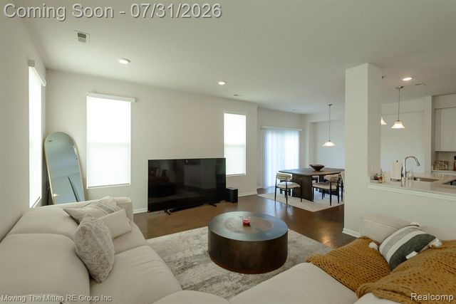 305 Angus Lane, Saline, MI 48176