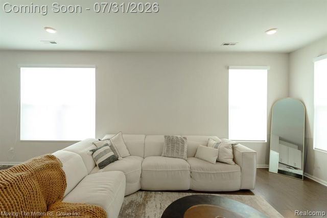 305 Angus Lane, Saline, MI 48176