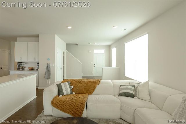 305 Angus Lane, Saline, MI 48176