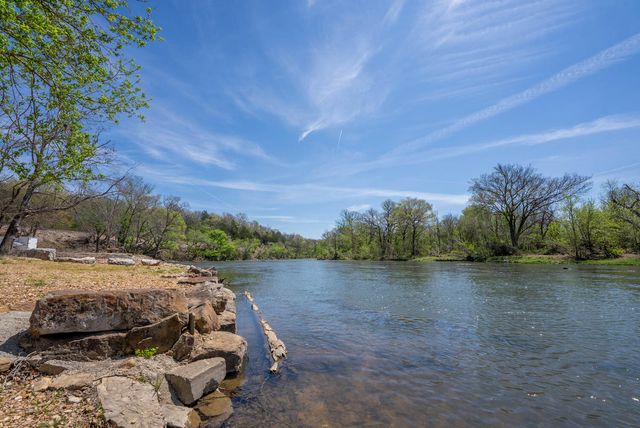 141 Long Island Trail, Mammoth Spring, AR 72554