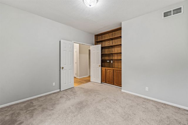 3124 Greenwood Road, Ames, IA 50014