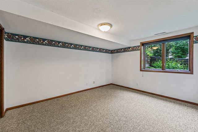3124 Greenwood Road, Ames, IA 50014