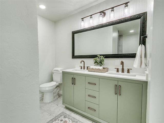 106 Briarwood Street, Moore, OK 73160