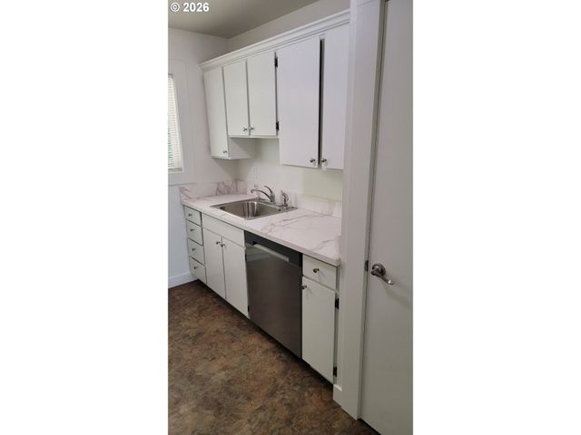 110 Se VISTA Ave, Gresham, OR 97080