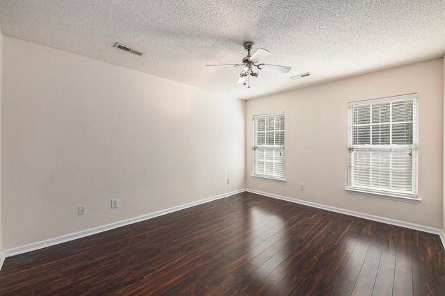 5027 Thornton Drive, Summerville, SC 29485