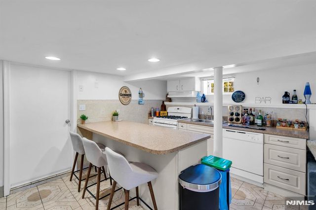 116 1st Street, Harrison, NJ 07029
