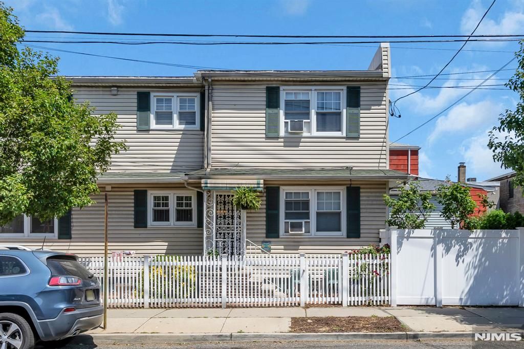 116 1st Street, Harrison, NJ 07029