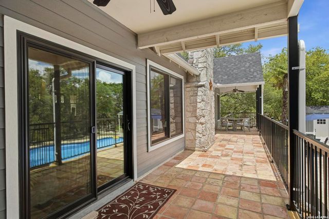 9003 CEDAR TRL, Boerne, TX 78006
