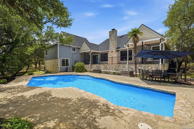 9003 CEDAR TRL, Boerne, TX 78006