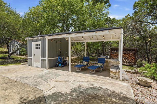 9003 CEDAR TRL, Boerne, TX 78006