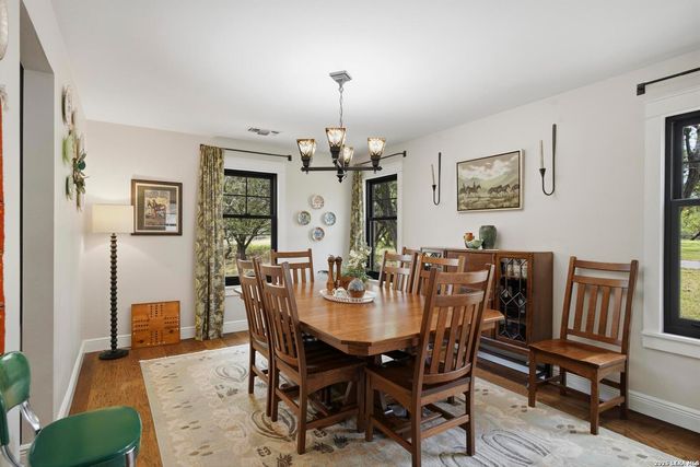 9003 CEDAR TRL, Boerne, TX 78006