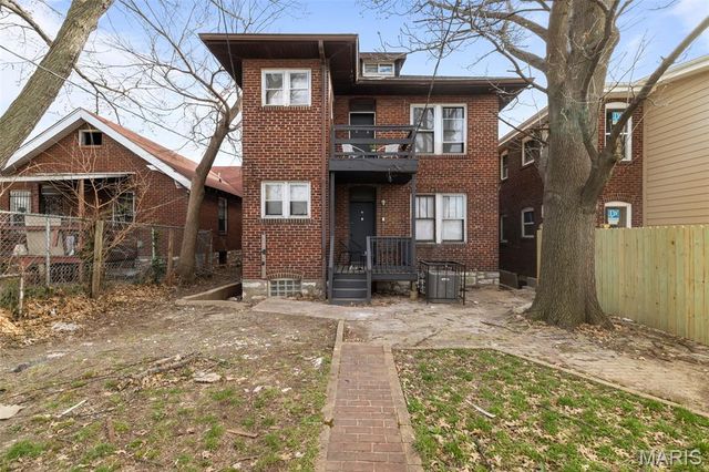 3625 Winnebago Street, St Louis, MO 63116