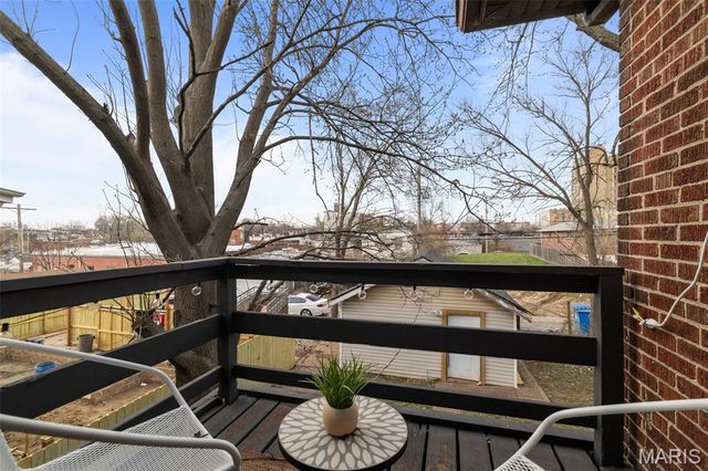 3625 Winnebago Street, St Louis, MO 63116