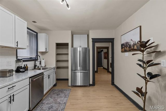 3625 Winnebago Street, St Louis, MO 63116