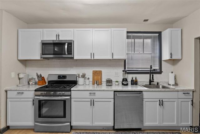 3625 Winnebago Street, St Louis, MO 63116
