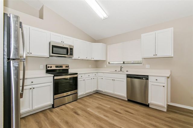 11916 Silver Sun Drive, Oklahoma City, OK 73162