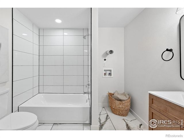 946 Pratt Street, Longmont, CO 80501