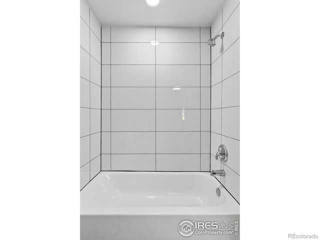 946 Pratt Street, Longmont, CO 80501