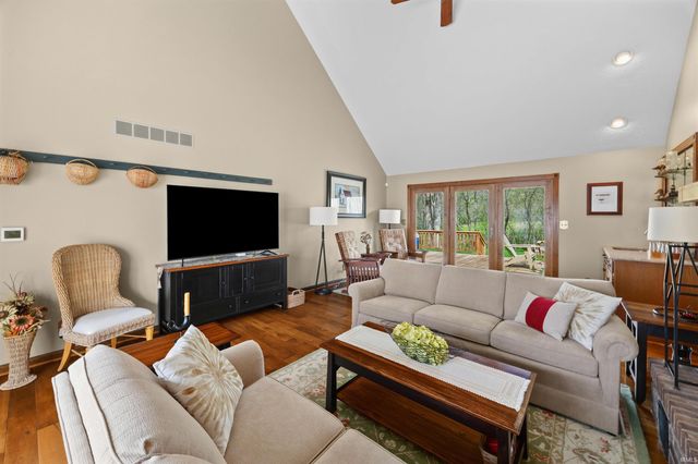 1422 Castle Drive, Lafayette, IN 47905