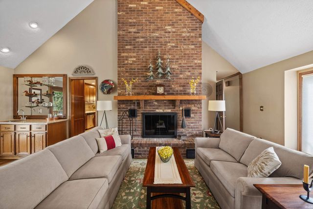 1422 Castle Drive, Lafayette, IN 47905
