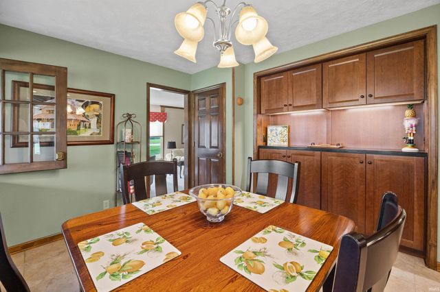 1422 Castle Drive, Lafayette, IN 47905