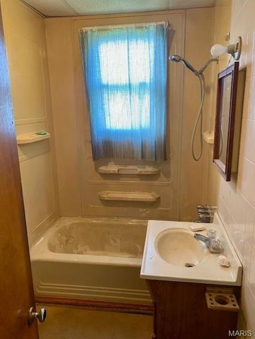 511 Macarthur Street, Washington, MO 63090