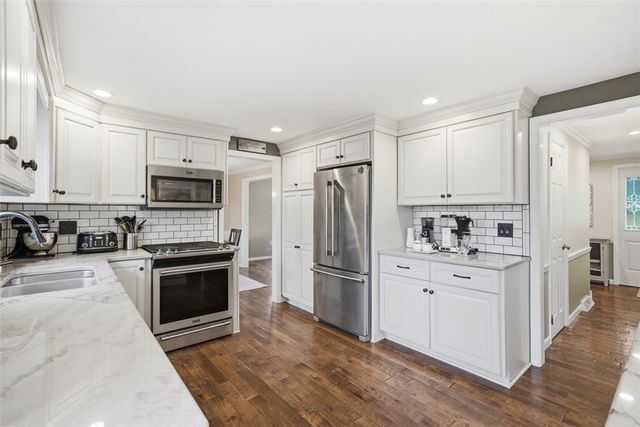 2554 Glenwood, Franklin Park, PA 15090