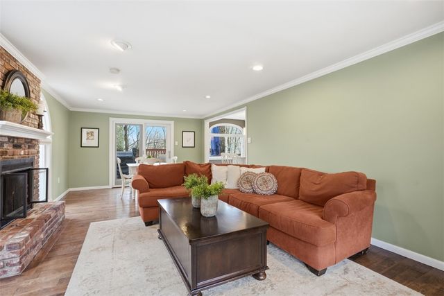 2554 Glenwood, Franklin Park, PA 15090