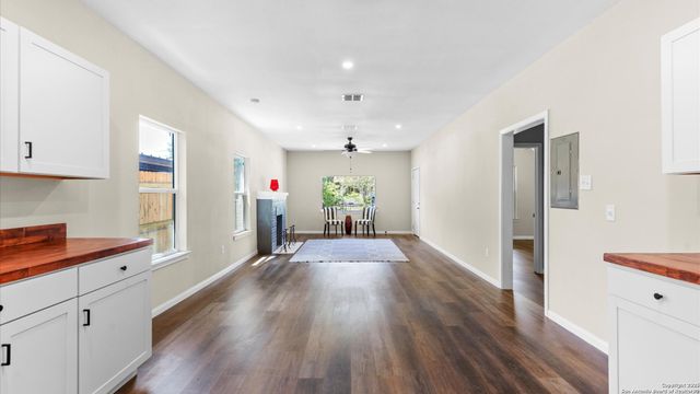 134 Arlington Court, San Antonio, TX 78210