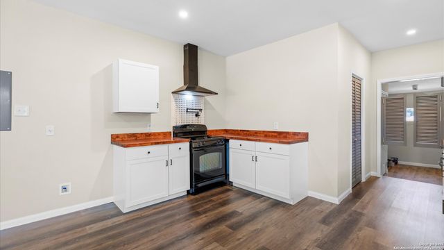 134 Arlington Court, San Antonio, TX 78210