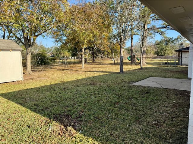 2906 Spring Creek Lane, Pearland, TX 77581