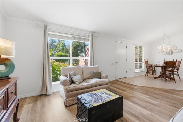 19158 Avenue Of The Oaks C, Newhall, CA 91321