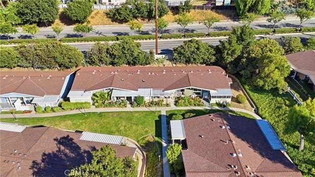 19158 Avenue Of The Oaks C, Newhall, CA 91321